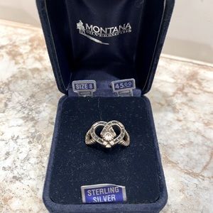 Montana silversmith horse shoe ring